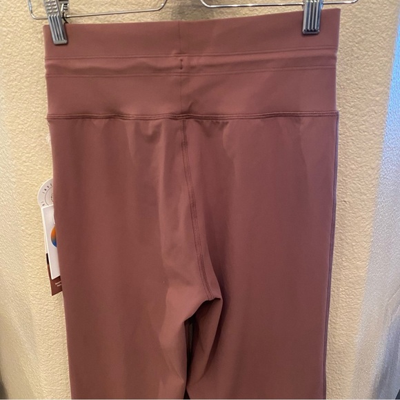 Vuori  Brown Wide-Leg Pants Short - Picture 5 of 11
